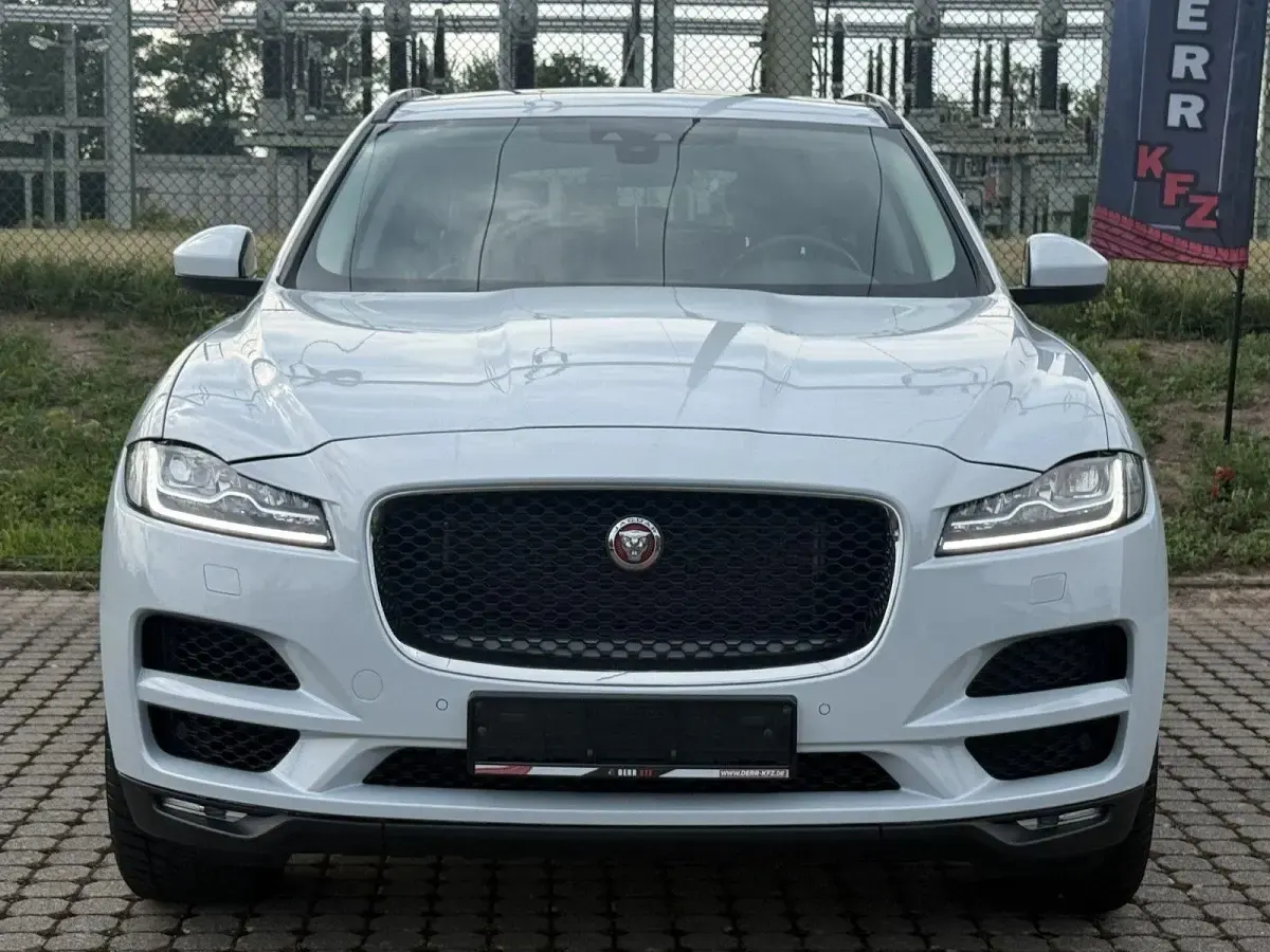 Gebraucht Jaguar F-Pace Prestige 300 PS (220 kW) 2018 Weiß SUV