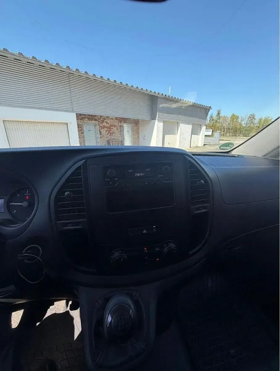 Gebraucht Mercedes Vito 102 PS (75 kW) 2021 Weiß Van