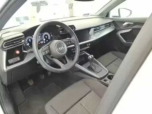 Gebraucht Audi A3 Advanced Plus 150 PS (110 kW) 2025 Weiss Limousine