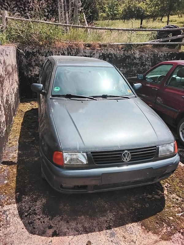 Gebraucht VW Polo 60 PS (44 kW) 1998 Grau Kombi