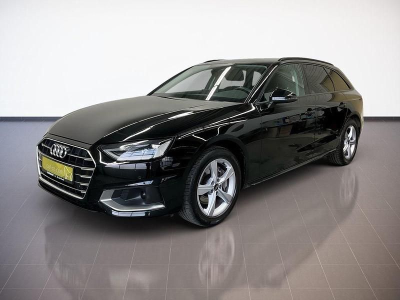 Gebraucht Audi A4 Advanced Plus 204 PS (150 kW) 2022 Mythosschwarz metallic Kombi