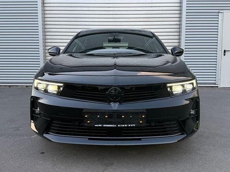 Gebraucht Opel Astra Ultimate 131 PS (96 kW) 2024 Schwarz Limousine