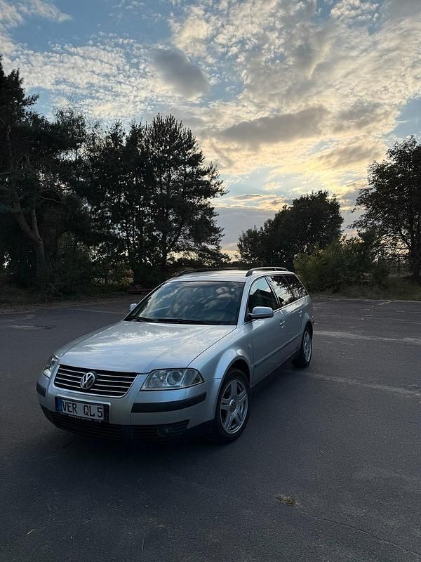 Silber Gebraucht 2001 VW Golf IV Kombi | 1.400 € (Fairer Preis) - Bild 1/4