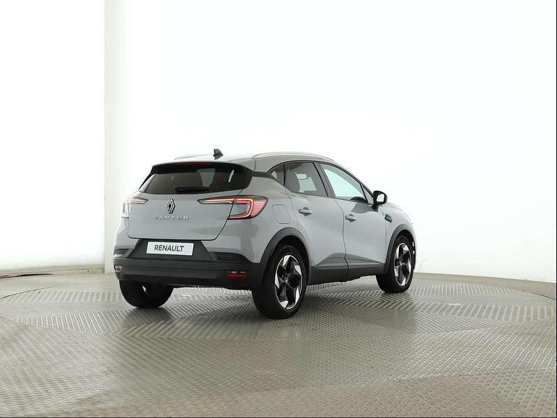 Gebraucht Renault Captur Techno 158 PS (116 kW) 2024 Rafalegrau SUV