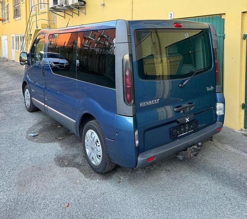 Gebraucht Renault Trafic 120 PS (88 kW) 2006 Blau Van / Kleinbus
