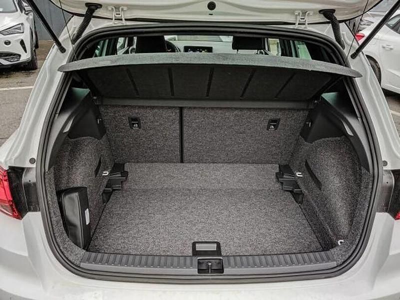 Gebraucht Seat Arona FR 116 PS (85 kW) 2024 Weiss/midnight schwarz SUV