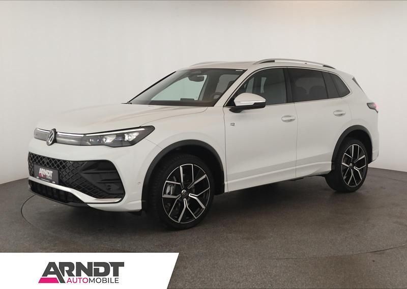 Weiß Gebraucht 2024 VW Tiguan R-line SUV | 48.484 € - Bild 1/4