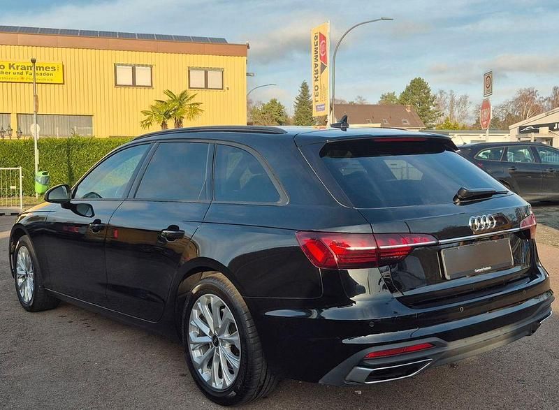 Gebraucht Audi A4 Sport 204 PS (150 kW) 2023 Schwarz Kombi
