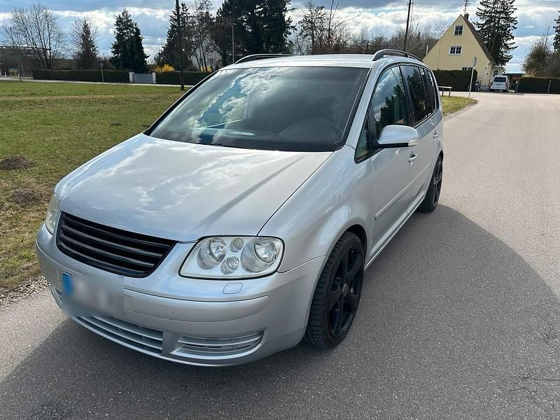 Gebraucht VW Touran 101 PS (74 kW) 2004 Silber Van / Kleinbus