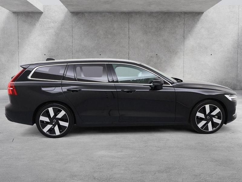 Gebraucht Volvo V60 Ultra 398 PS (292 kW) 2025 Schwarz Kombi