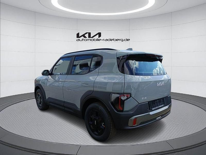 Neu Kia EV2 Earth 108 kW (147 PS) 2026 Blau SUV