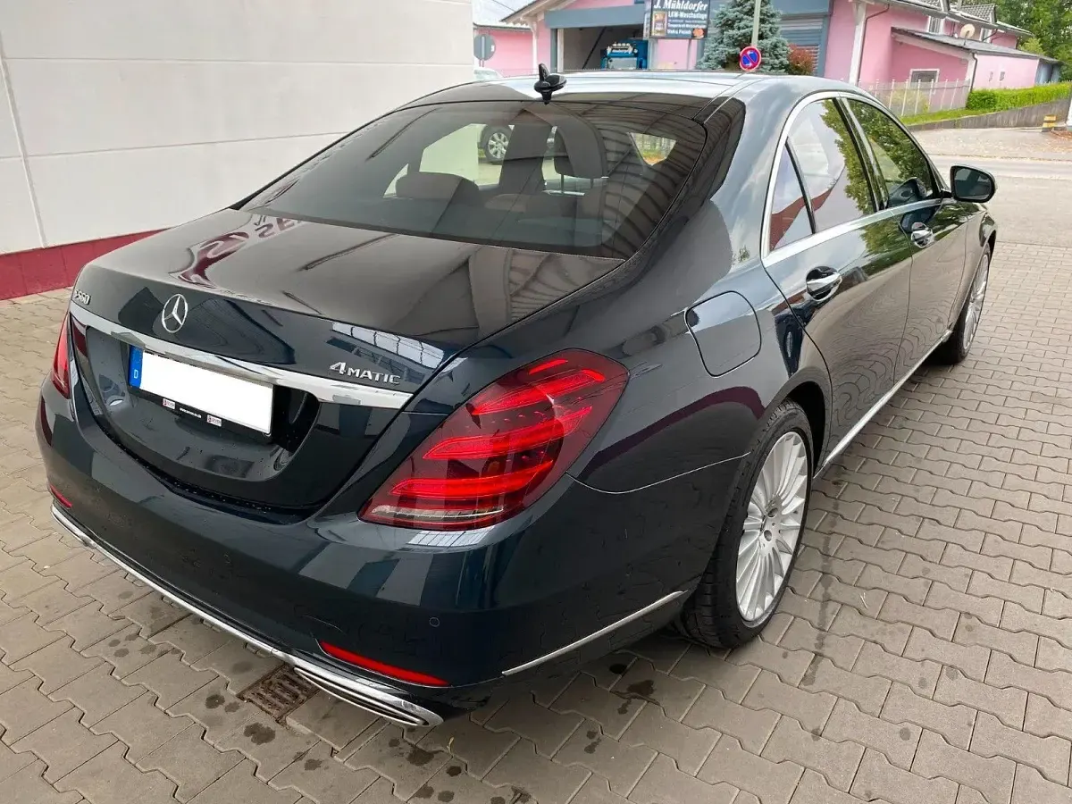 Gebraucht Mercedes S560 469 PS (344 kW) 2020 Blau Limousine
