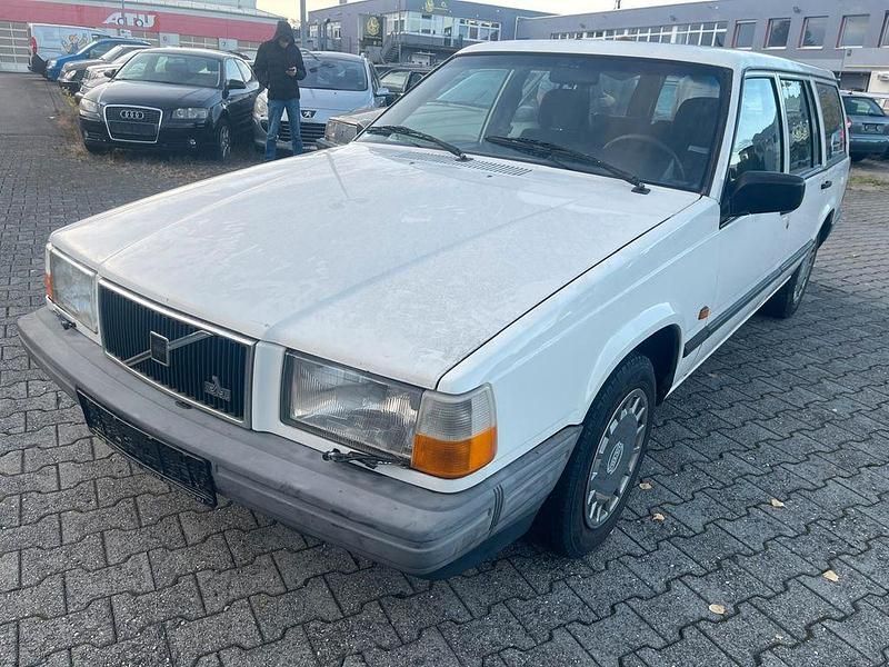 Weiß Gebraucht 1990 Volvo 740 Kombi | 5.999 € - Bild 1/4