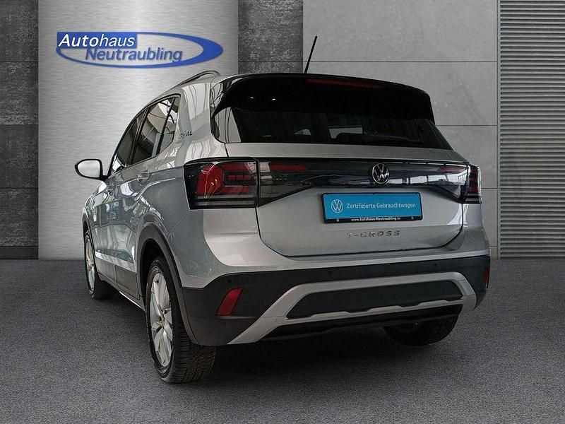 Gebraucht VW T-Cross Goal 95 PS (69 kW) 2025 Reflexsilber SUV