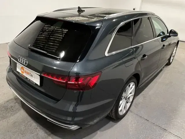 Gebraucht Audi A4 Advanced 150 PS (110 kW) 2021 Grau Kombi
