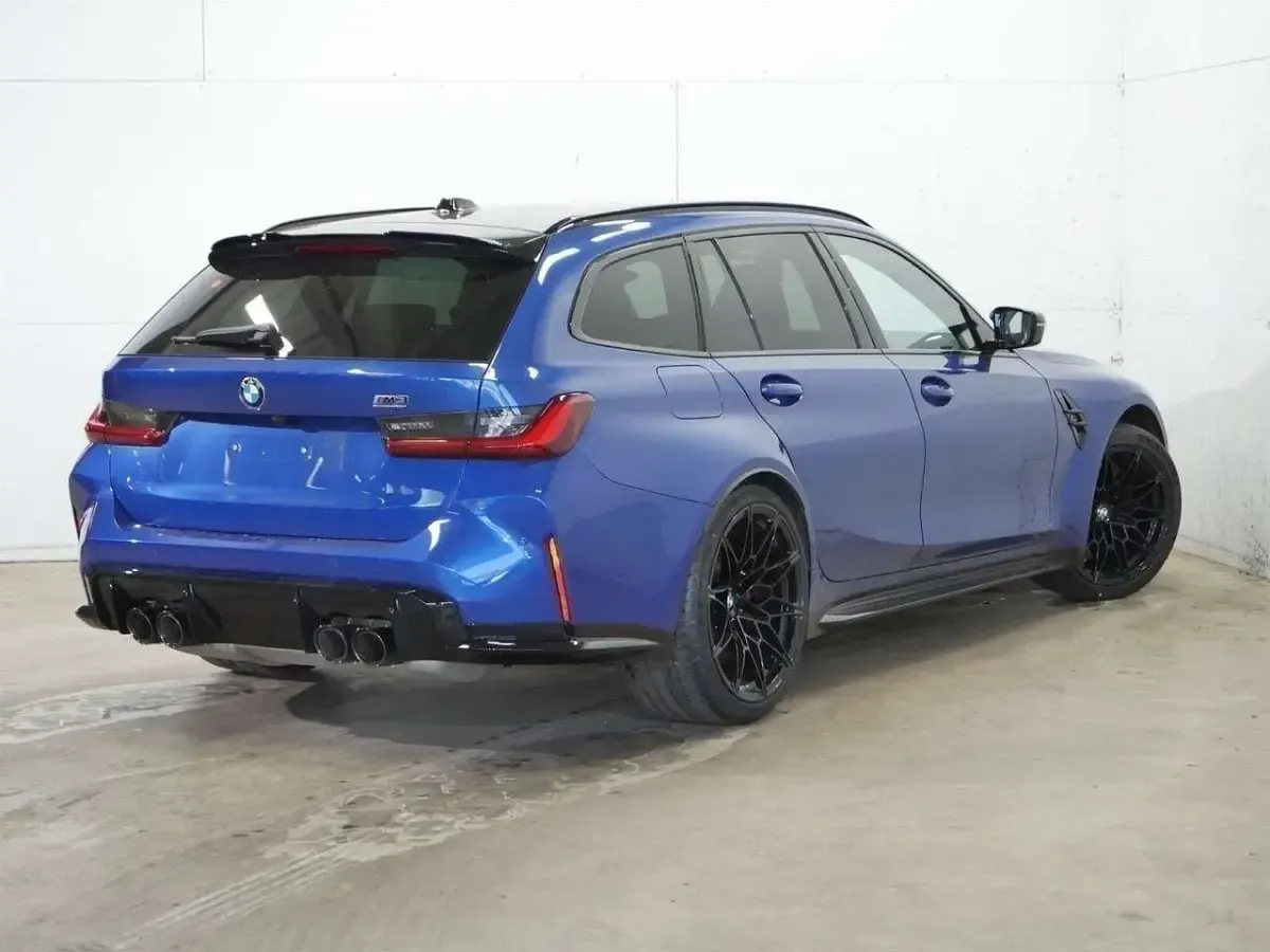 Usata BMW M3 Performance 530 CV (389 kW) 2025 Blu Station wagon