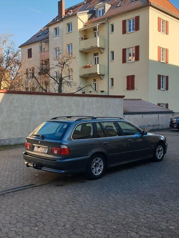 Gebraucht BMW 520 170 PS (125 kW) 2002 Blau Kombi
