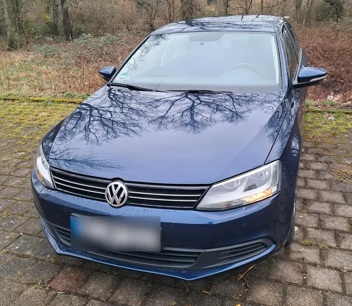 Gebraucht VW Jetta 122 PS (89 kW) 2013 Blau Limousine