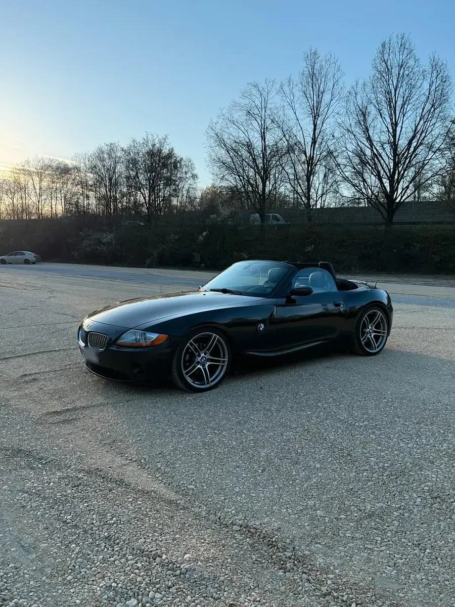 Gebraucht BMW Z4 M Performance 231 PS (169 kW) 2003 Schwarz Cabrio