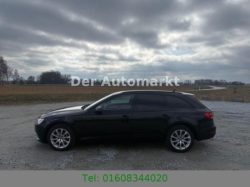 Gebraucht Audi A4 Basis 218 PS (160 kW) 2016 Schwarz Kombi