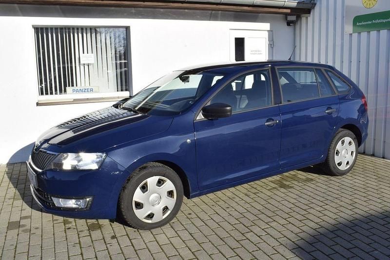 Blau Gebraucht 2015 Skoda Rapid Cool Edition Limousine | 5.890 € (Fairer Preis) - Bild 1/4