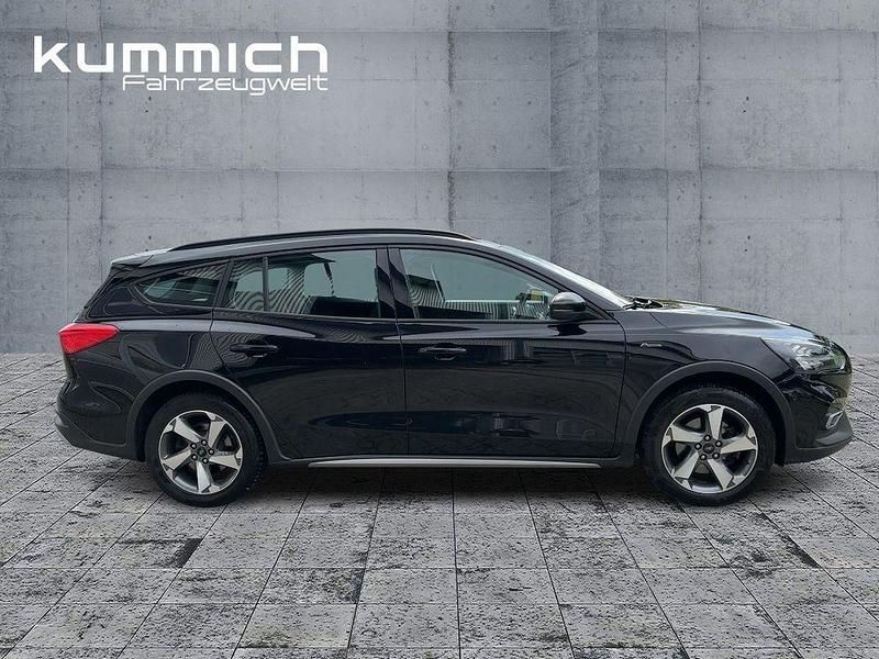 Usata Ford Focus Active 151 CV (111 kW) 2021 Nero Berlina