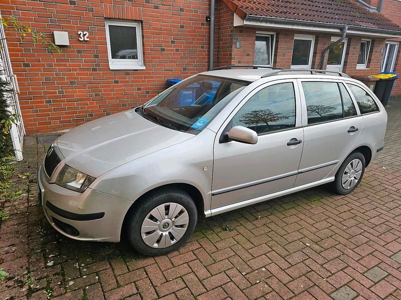 Silber Gebraucht 2006 Skoda Fabia Kombi | 2.400 € (Teuer) - Bild 1/2