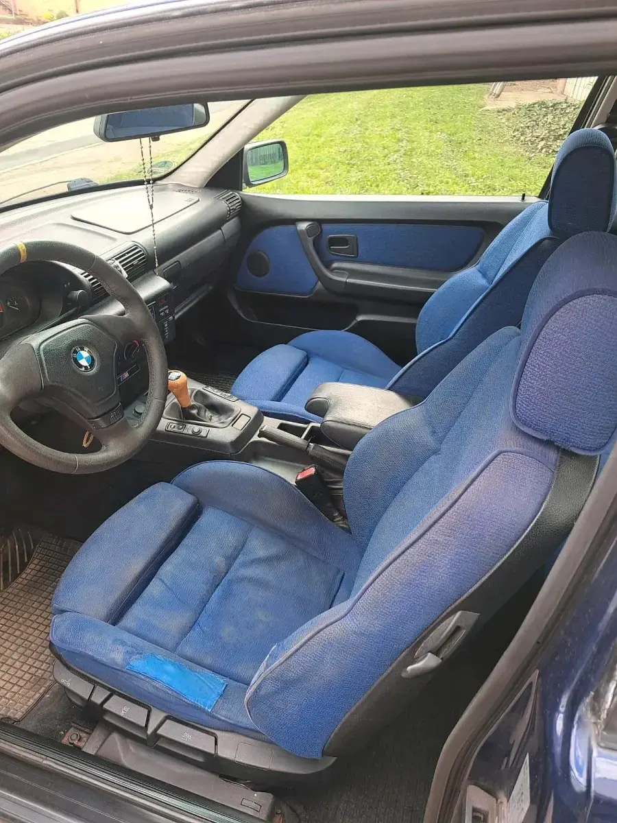 Gebraucht BMW 318 140 PS (102 kW) 1996 Blau Coupé