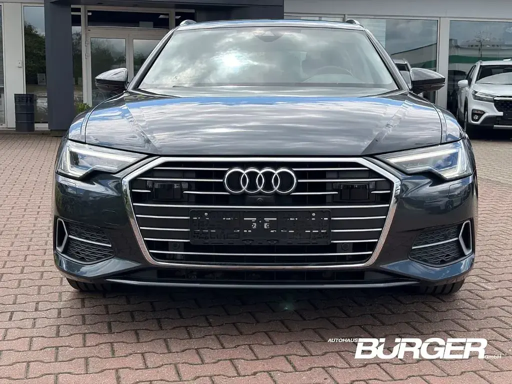 Second-hand Audi A6 Sport 204 CP (150 kW) 2023 Gri Break