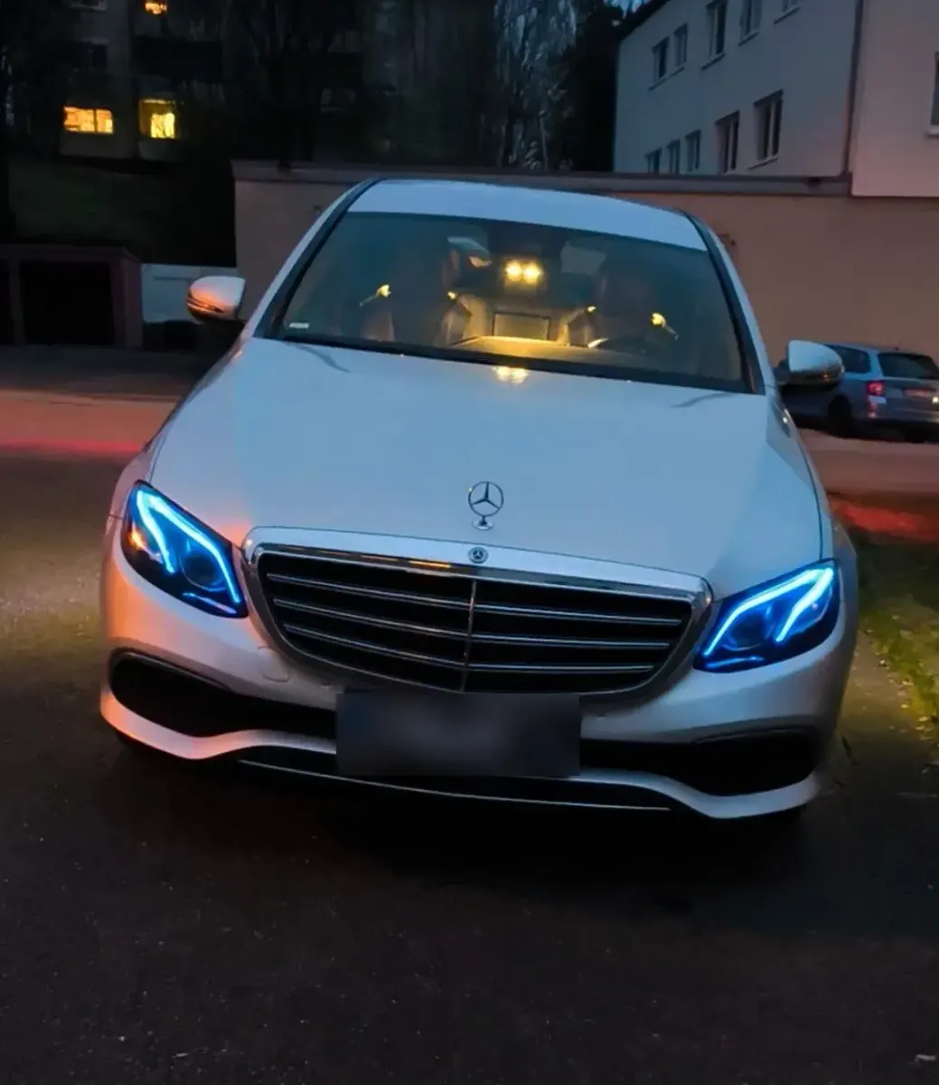 Gebraucht Mercedes E200 Exclusive 184 PS (135 kW) 2017 Silber Limousine