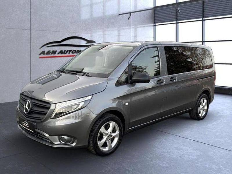 Grau Gebraucht 2021 Mercedes Vito Edition Van | 41.990 € (Fairer Preis) - Bild 1/4