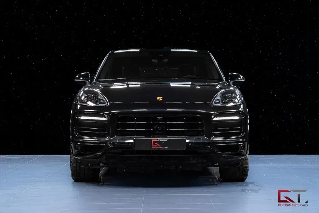 Second-hand Porsche Cayenne Platinum Edition 462 CP (339 kW) 2023 Negru SUV