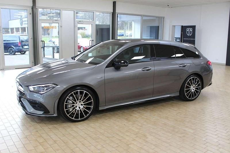 Gebraucht Mercedes CLA35 AMG AMG 306 PS (225 kW) 2023 Mountaingrau  met. Kombi