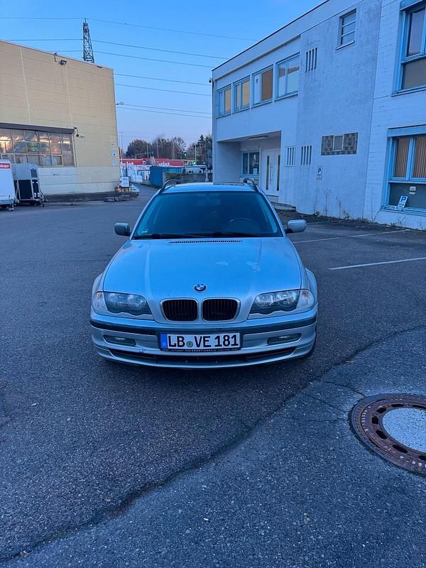 Silber Gebraucht 2000 BMW 328 Kombi | 3.400 € (Fairer Preis) - Bild 1/4