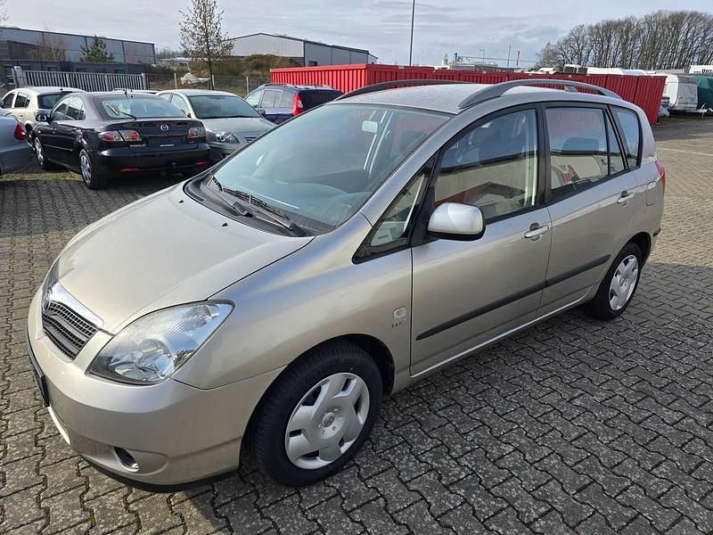 Gebraucht Toyota Corolla 110 PS (80 kW) 2003 Silver metallic graphite Kombi