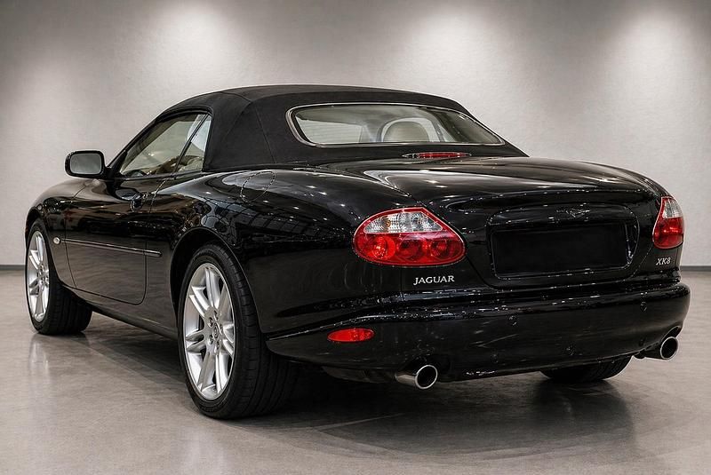 Gebraucht Jaguar XK8 284 PS (208 kW) 1997 Schwarz Cabrio