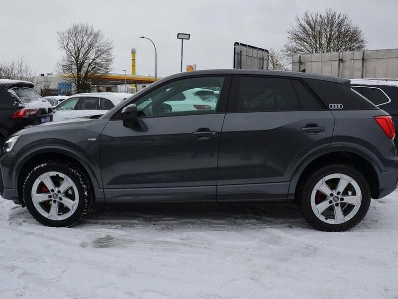 Gebraucht Audi Q2 S-Line 150 PS (110 kW) 2021 Daytonagrau perleffekt SUV