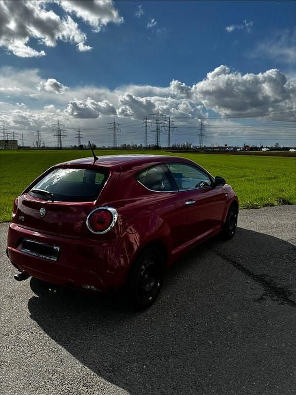 Gebraucht Alfa Romeo MiTo 95 PS (69 kW) 2009 Rot Kleinwagen