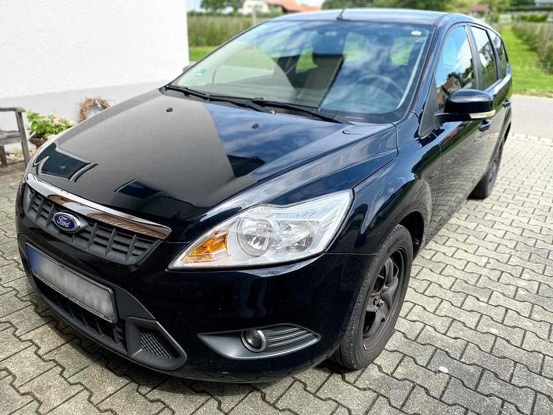 Schwarz Gebraucht 2010 Ford Focus Style Kombi | 3.500 € (Fairer Preis) - Bild 1/4
