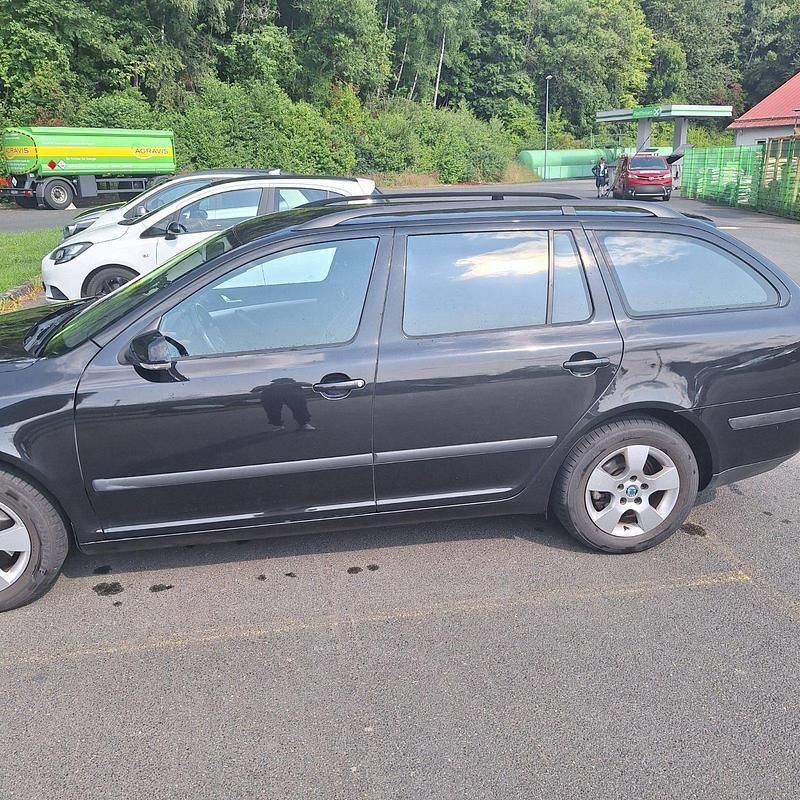 Gebraucht Skoda Octavia 160 PS (117 kW) 2008 Schwarz Kombi