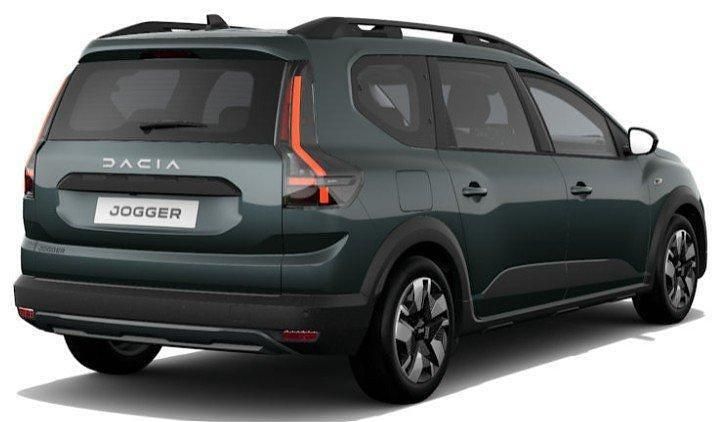 Neu Dacia Jogger Expression 110 PS (80 kW) 2026 Grün metallic Van / Kleinbus