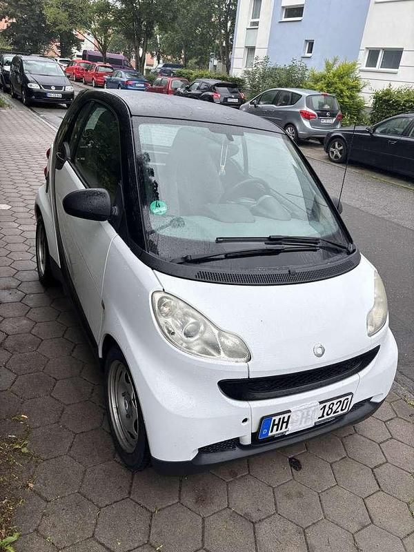 Schwarz Gebraucht 2008 Smart ForTwo Coupé Basis Kleinwagen | 3.050 € (Etwas zu teuer) - Bild 1/4