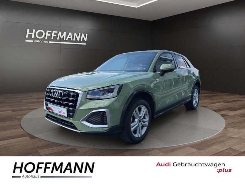 Grün Gebraucht 2021 Audi Q2 Advanced SUV | 23.990 € (Guter Preis) - Bild 1/4