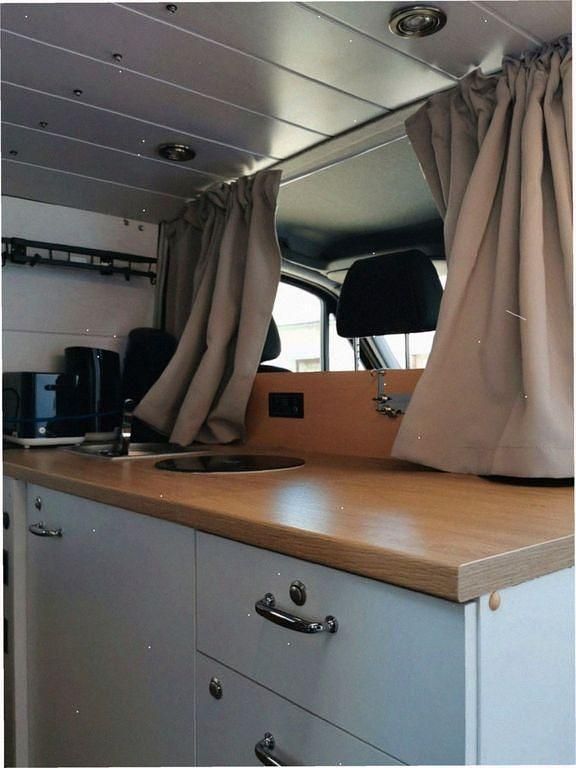 Gebraucht Mercedes Sprinter 163 PS (119 kW) 2018 Rot Van