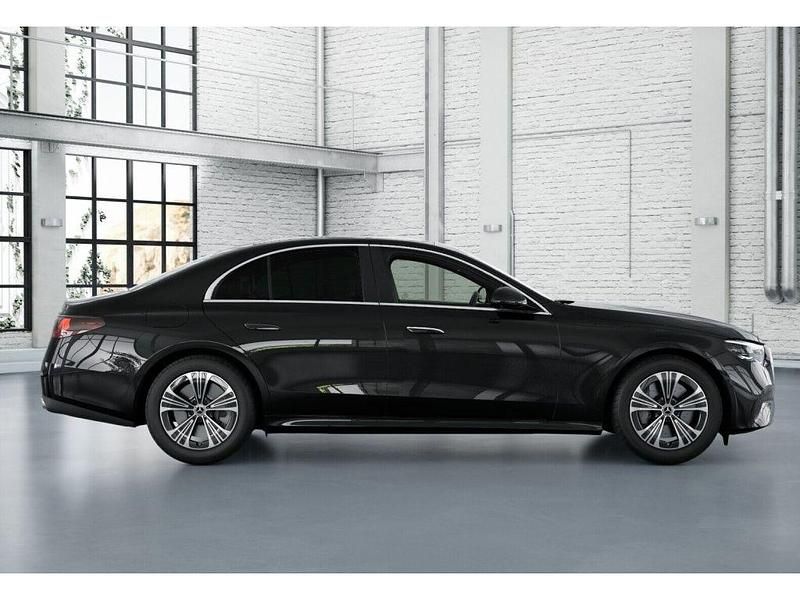 Second-hand Mercedes E450 367 CP (269 kW) 2024 Negru Berlinǎ