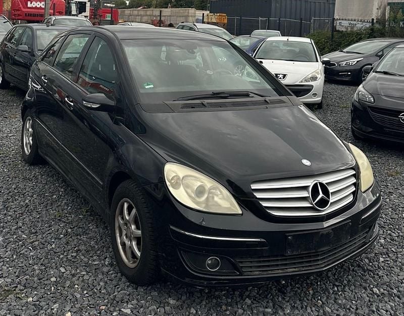 Schwarz Gebraucht 2008 Mercedes B170 Van / Kleinbus | 1.250 € - Bild 1/4
