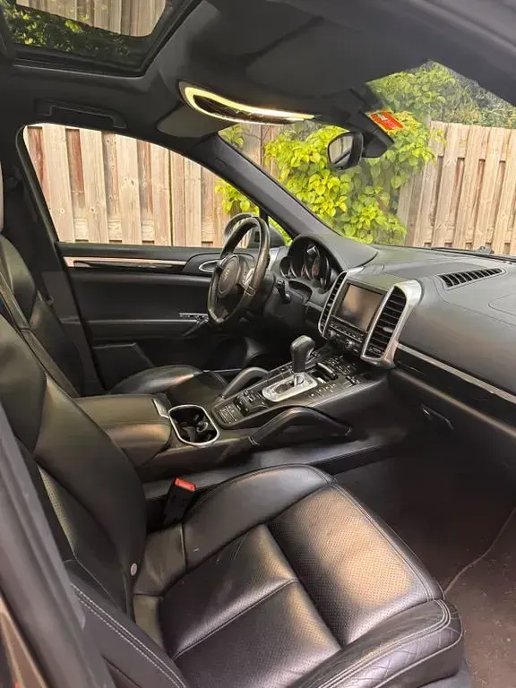 Gebraucht Porsche Cayenne S 400 PS (294 kW) 2011 Grau SUV