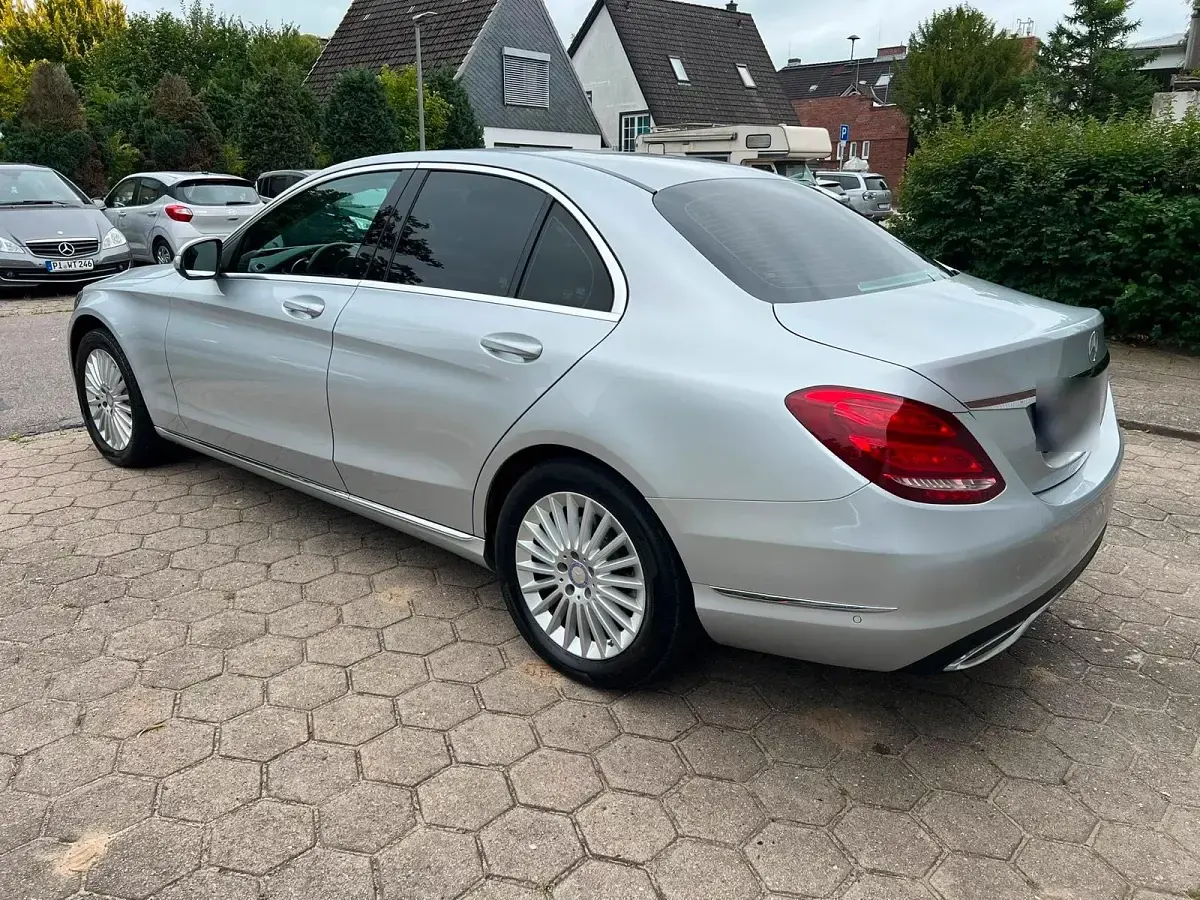 Gebraucht Mercedes C250 Edition 204 PS (150 kW) 2015 Silber Limousine