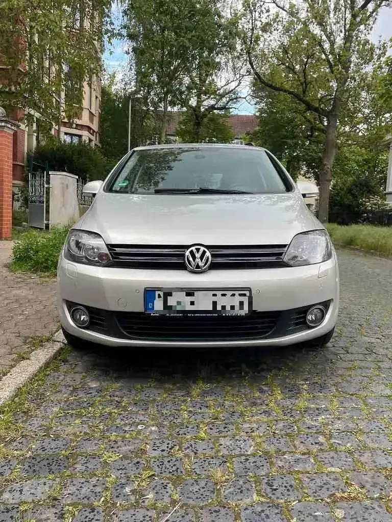 Gebraucht VW Golf Plus Cross Team 105 PS (77 kW) 2010 Silber Van / Kleinbus