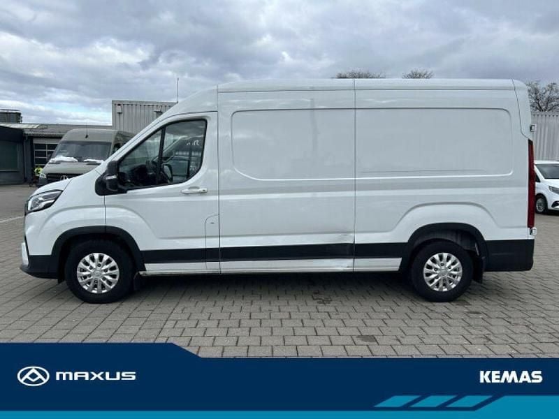 Gebraucht Maxus V90 148 PS (108 kW) 2024 Warm white exterior (solid) Van